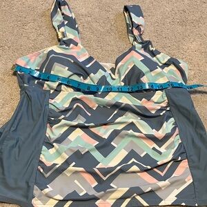 Womens Tankini Bathing Suit Top XL Blue Pattern